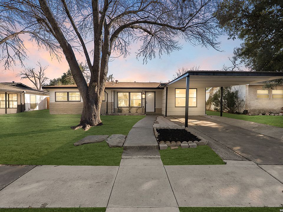 1st image of 222 HILLWOOD DR