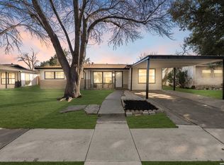 222 Hillwood Dr, San Antonio, TX 78213