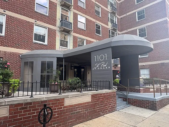 2 bed, 1307 sqft, $2,000 — Photo 2