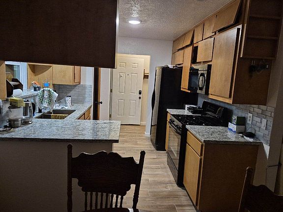 2nd image of 1519 Wildgrove Dr