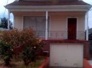 3037 Blossom St, Oakland, CA 94601