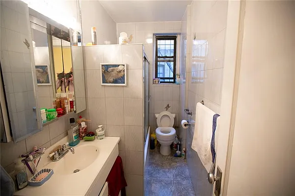 Sold by Remax Edge | media 14