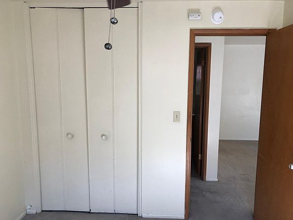 5th image of 621 Harvard Ave E #35