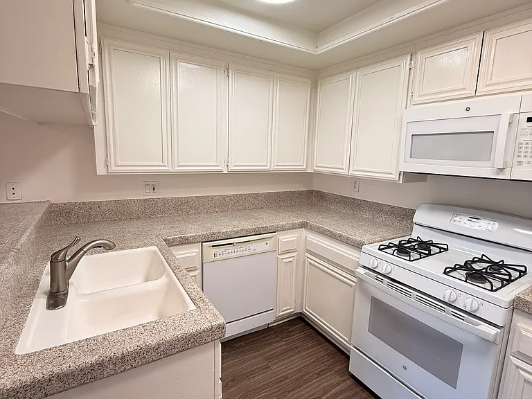 5479 E Centralia St #21 — Photo 32
