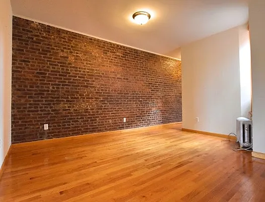 Rented by Bold New York | media 22