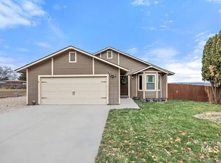 21270 Whittier Dr, Greenleaf, ID 83626