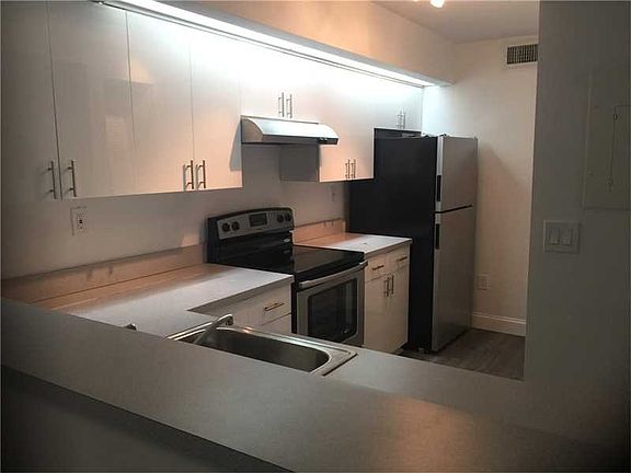 3rd image of 8670 SW 212th St APT 203