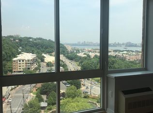 1611 Hudson Park, Edgewater, NJ 07020