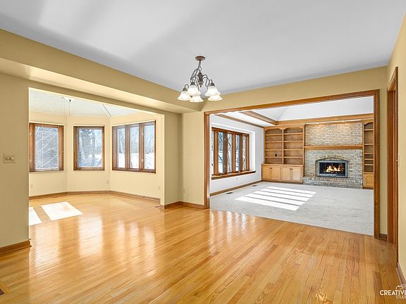 5th image of 2442 Big Woods Dr