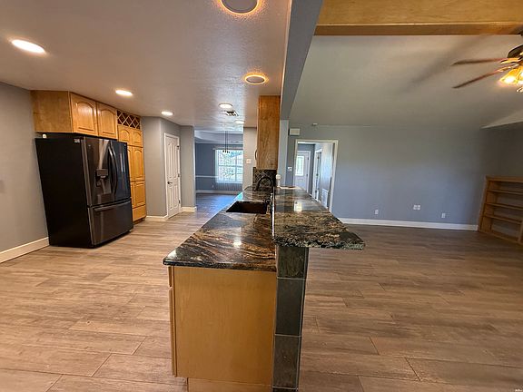 4th image of 1405 Latigo Cir