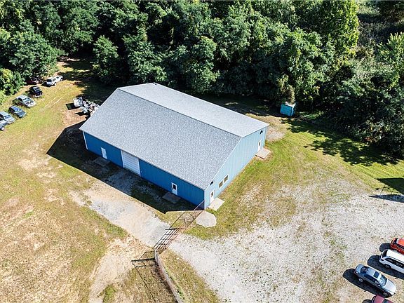 3rd image of 5309 N Ridge Rd E