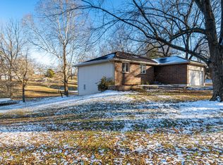 8896 N Ironwood Ln, Pleasant Hope, MO 65725