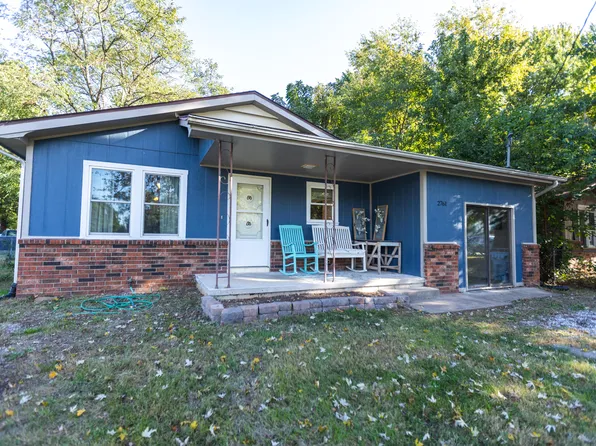 2761 W Chestnut Street, Springfield, MO 65802