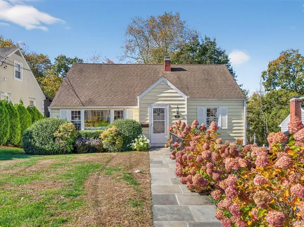 24 Beverly Road, Mount Kisco, NY 10549