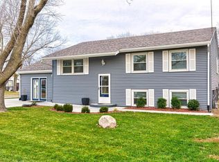 3901 Twin City Dr, Council Bluffs, IA 51501