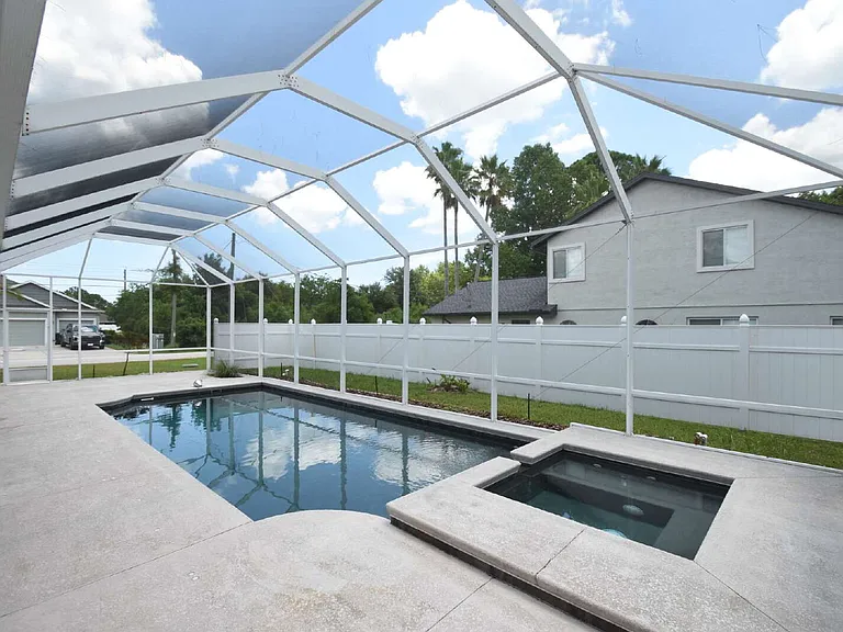 36 Bickshire Ln — Photo 3