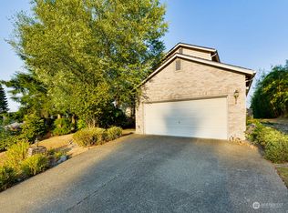 32820 50th Pl SW, Federal Way, WA 98023