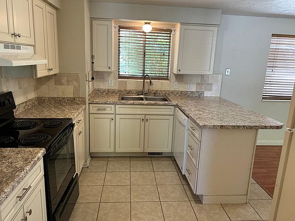 5th image of 7067 W Bello Ave