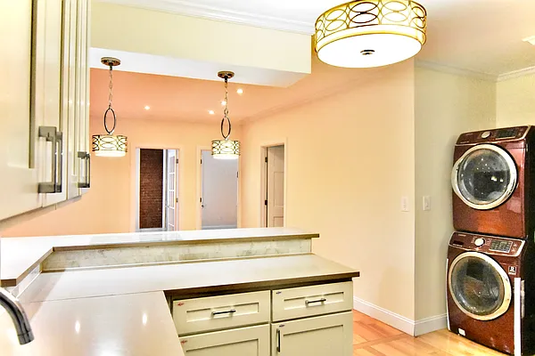 Rented by Bohemia Realty Group | media 19