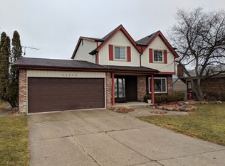 42252 Barchester Rd, Canton, MI 48187