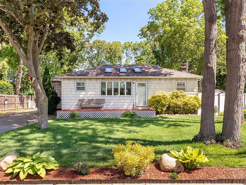 1st image of 23 Albermarle Ave