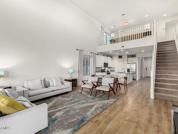 3rd image of 2430 E SAINT ANNE Avenue