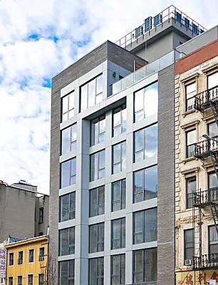 Rented by REAL New York | media 21