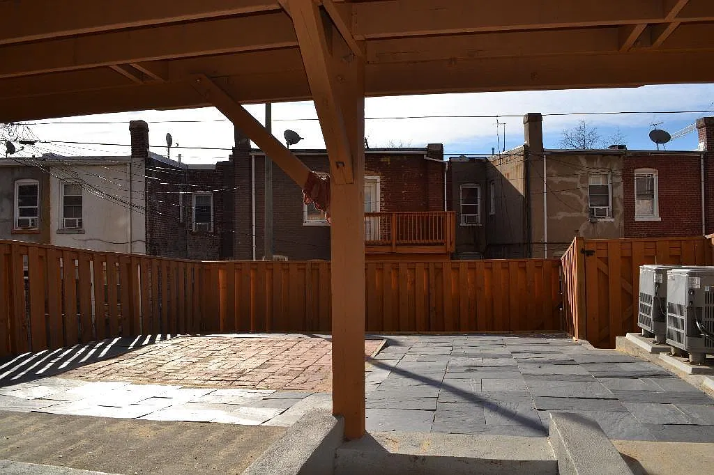 1306 Belmont Street NW — Photo 2