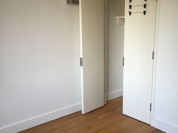 5th image of 387 Franklin Ave #Num403