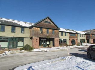 102 Clock Tower Sq, Portsmouth, RI 02871