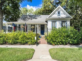 703 Harvard St, Houston, TX 77007