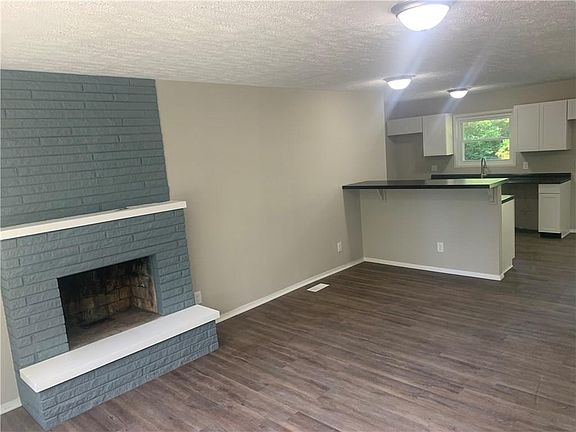 5th image of 4426 Barnor Dr