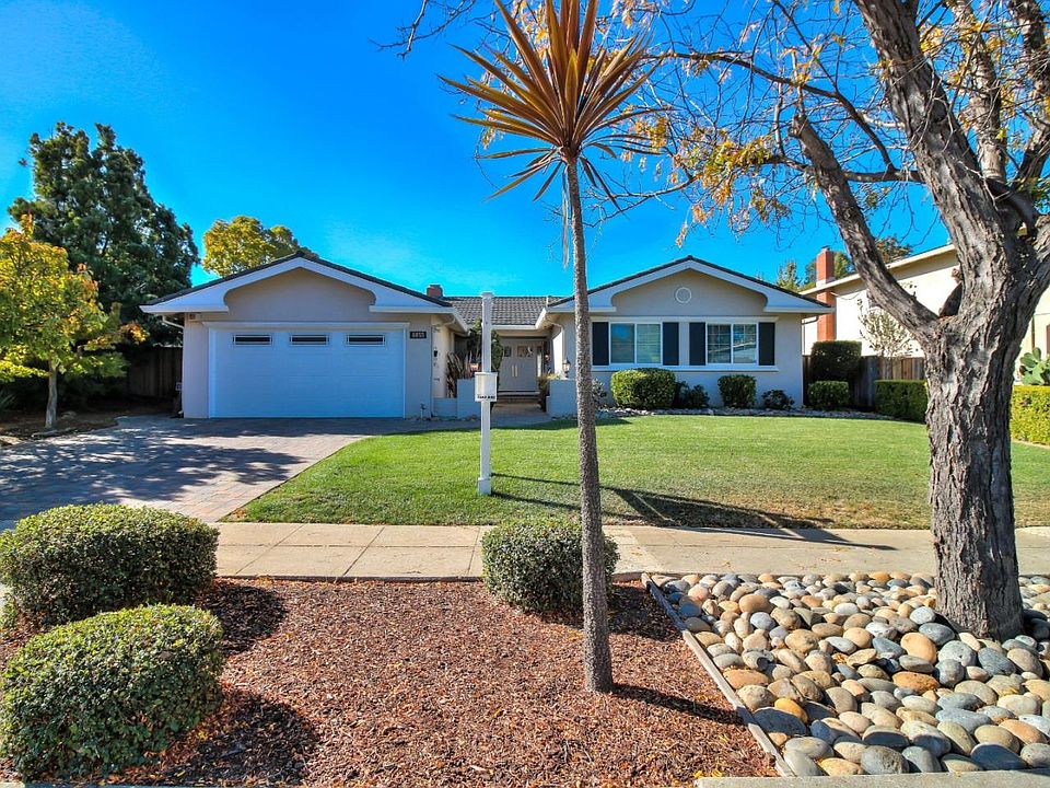 1st image of 6855 Burnside Dr
