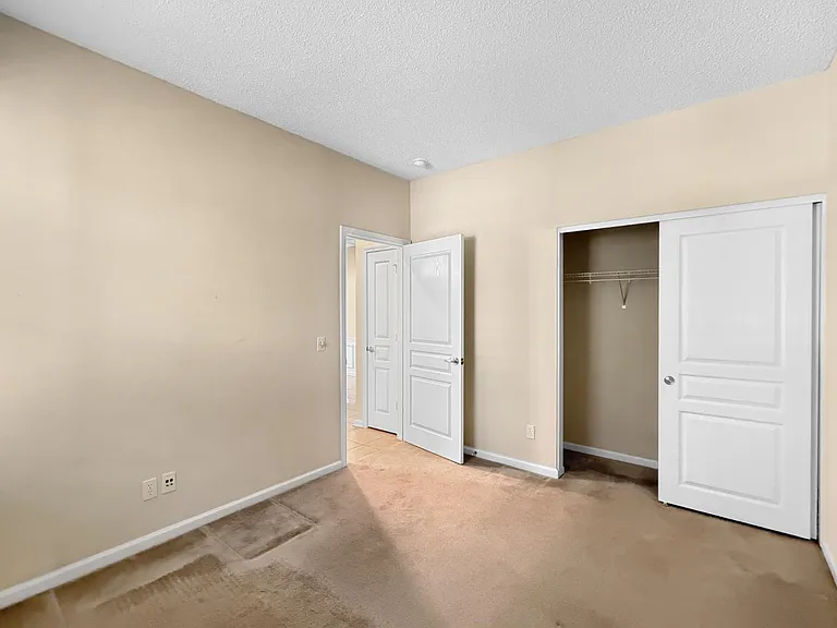 Unit Photo