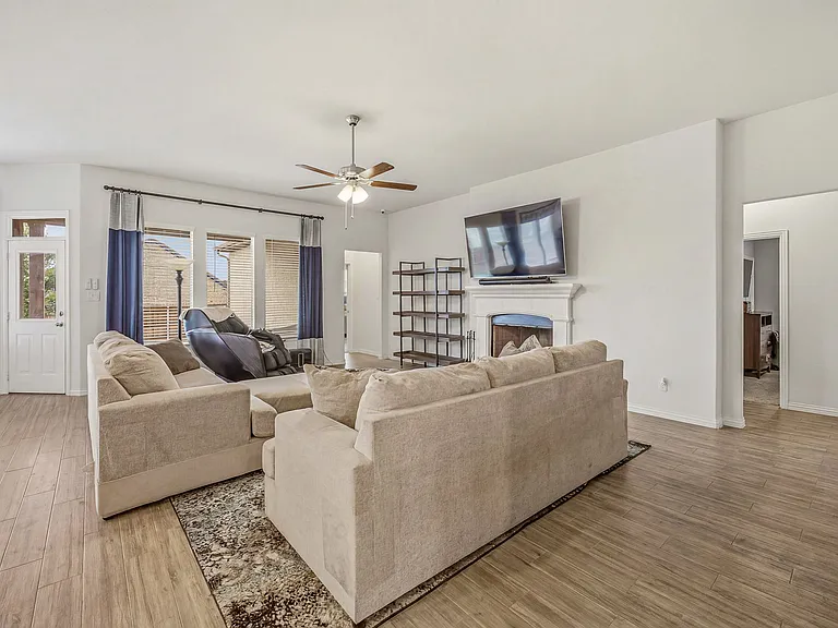 312 Honey Brook Ln — Photo 10