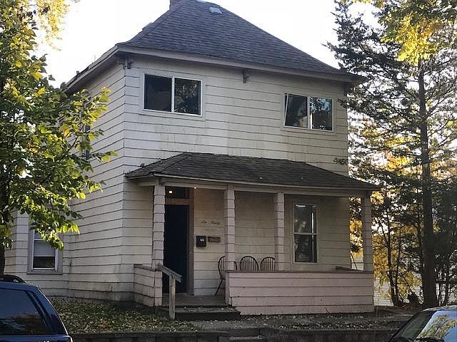 1st image of 690 York Ave