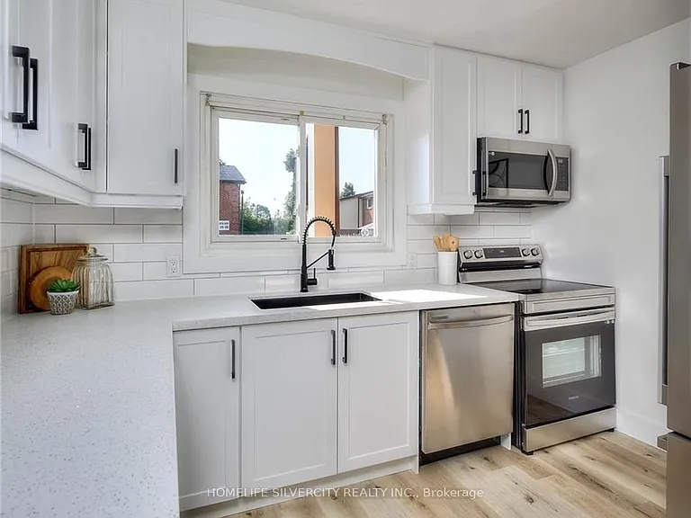 144 Jansen Ave #5 — Photo 6