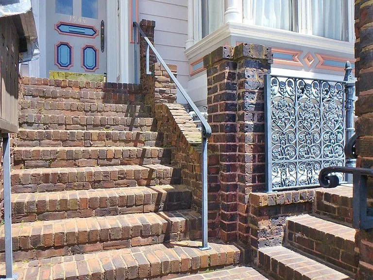 1944 Webster St #4 — Photo 12