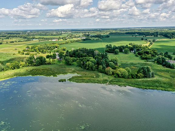 4th image of 15055 Little Lake Rd