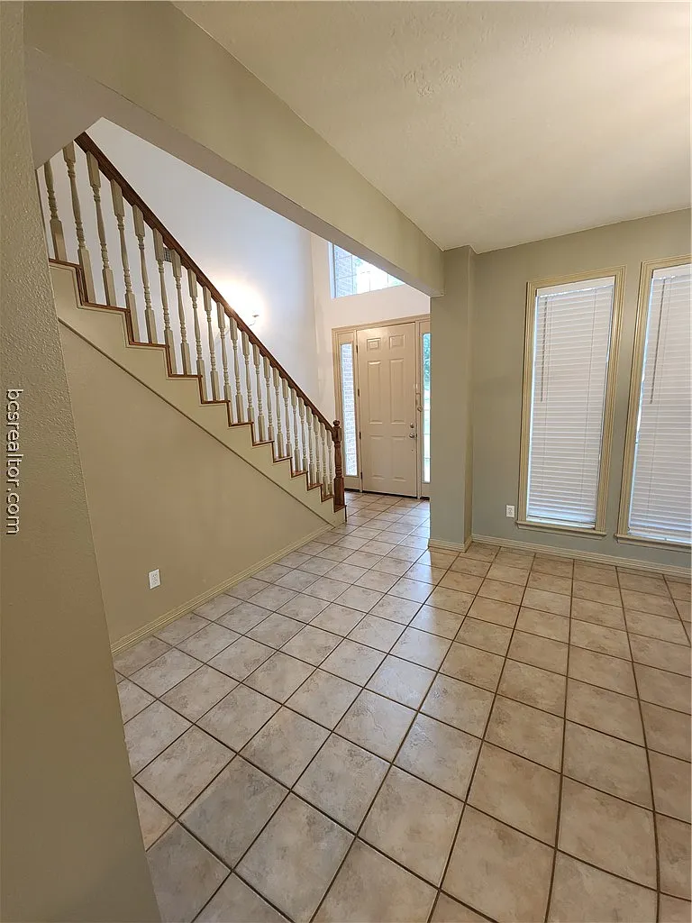 Building Photo - 3920 Park Hurst
