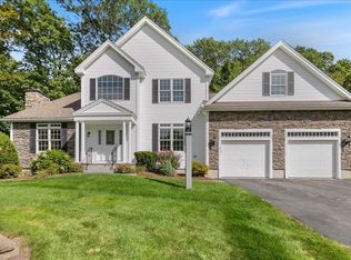 13 Hastings Cir, Methuen, MA 01844