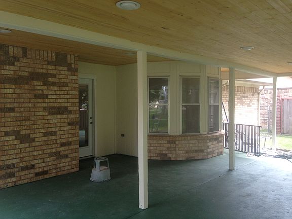 5th image of 2709 Meadow Creek Dr