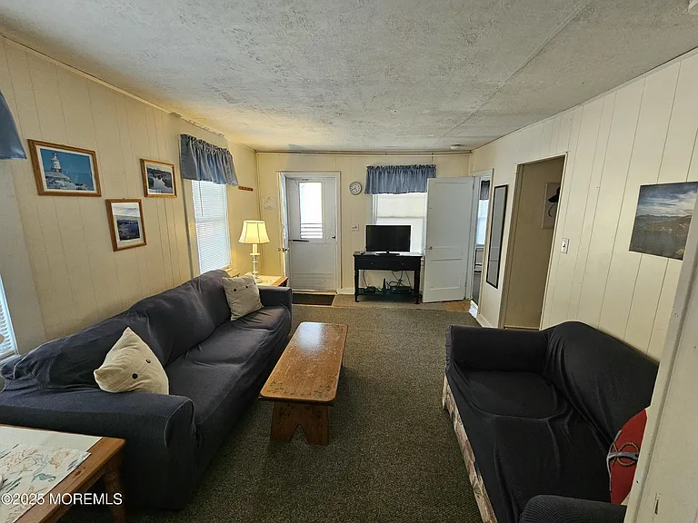 207 3rd Ave #REAR — Photo 3