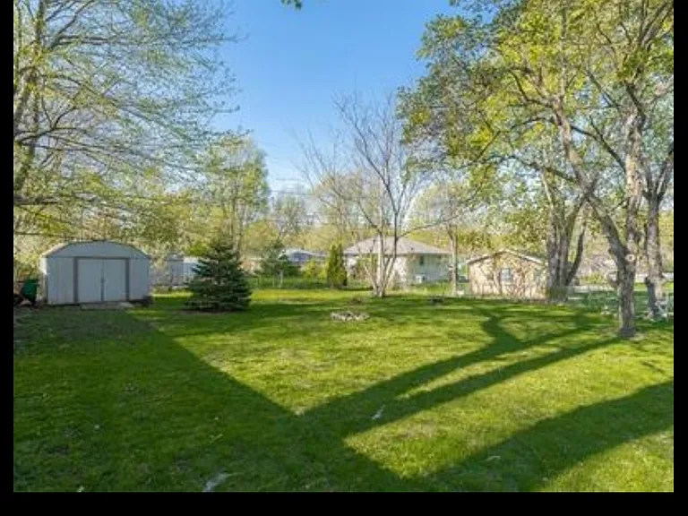 303 NE Orchard Dr — Photo 9