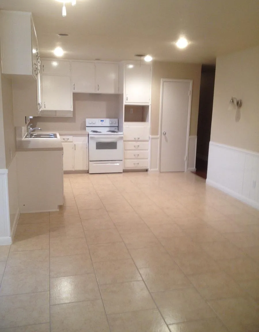 3 bed, 1650 sqft, $2,100 — Photo 3