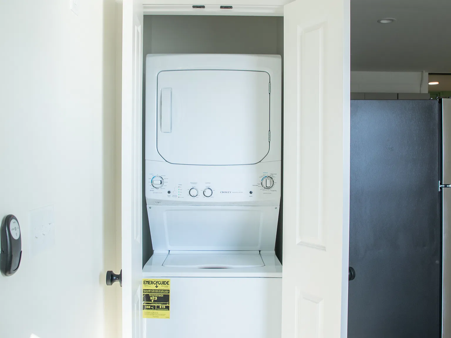 Studio Arms Apartments — Photo 4