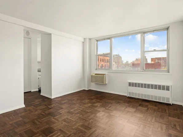 61 Jane Street image 4 of 10