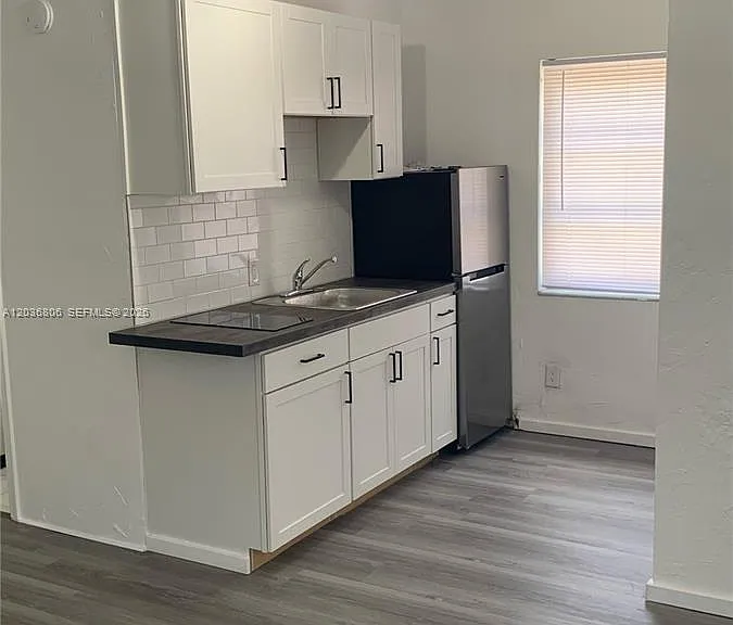 2123 Wilson St #E — Photo 10