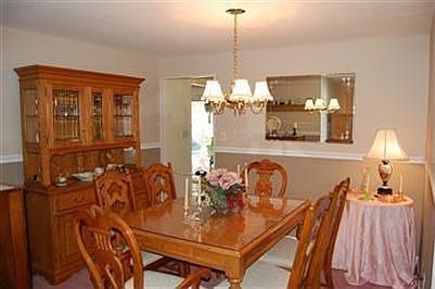 4th image of 2252 Brookpark Dr