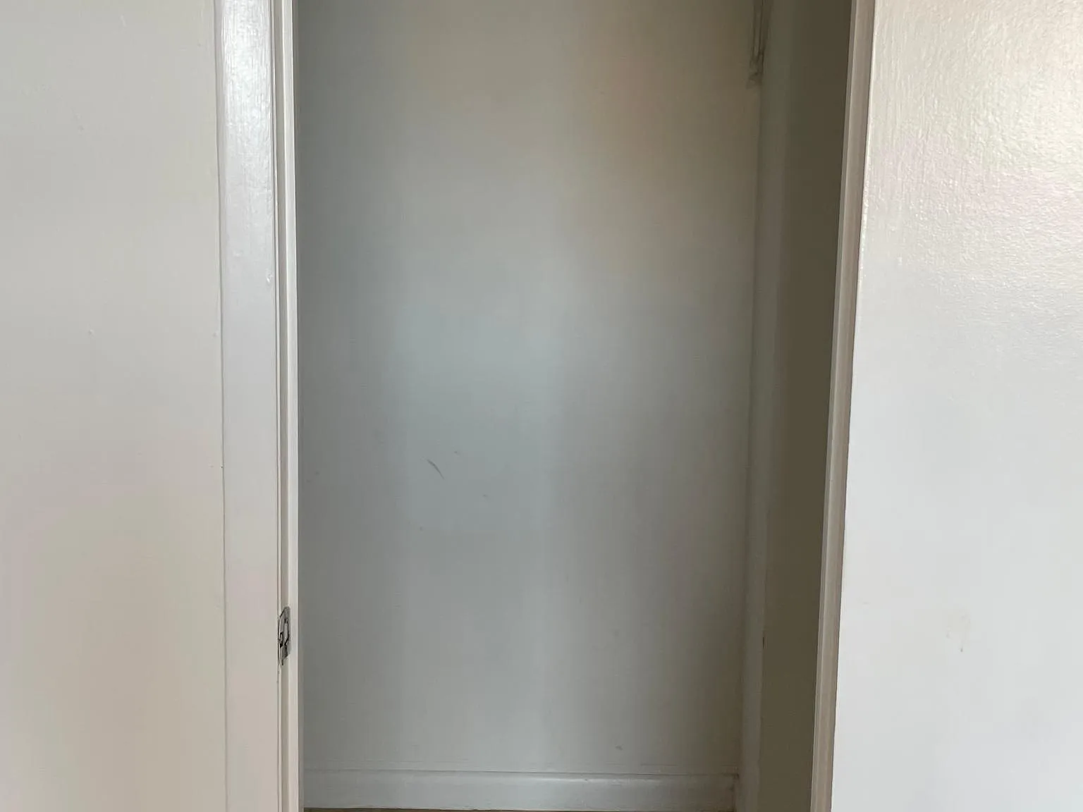 2 bed, 890 sqft, $1,900 — Photo 4
